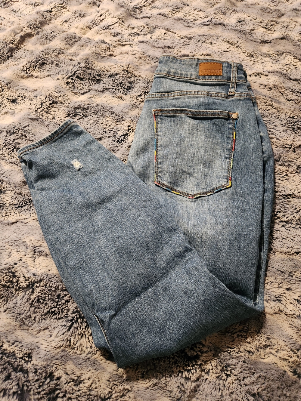 Judy Blue Light Wash Distressed Skinny Jeans Stretch Denim Rainbow Stitch 14W